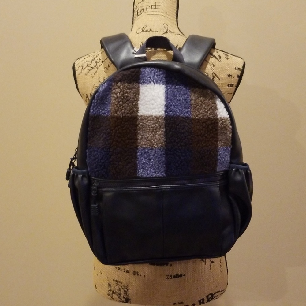 Mossimo navy blue backpack fleece plaid k3:518